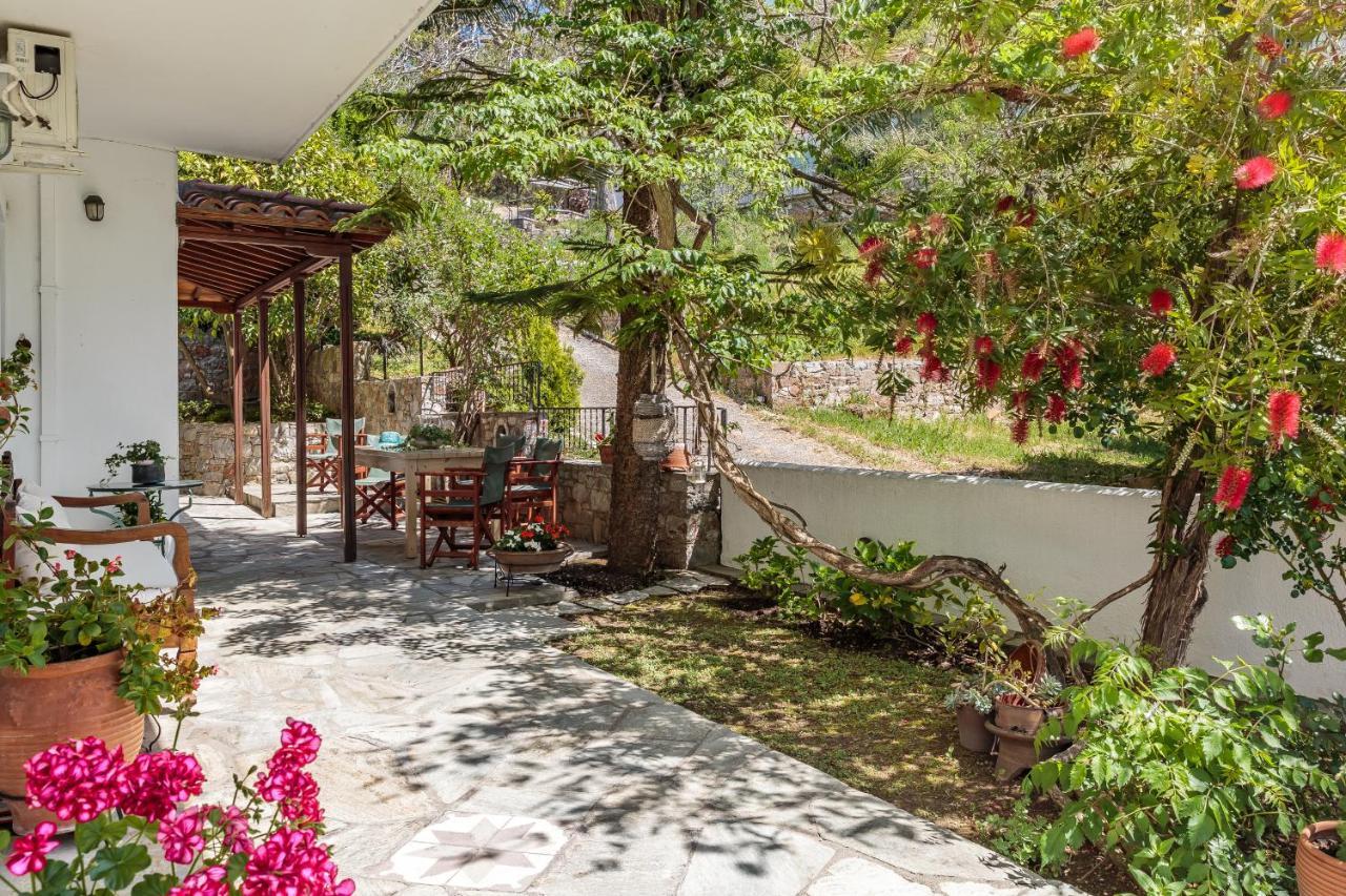 סטפילוס Oikia Guesthouse מראה חיצוני תמונה
