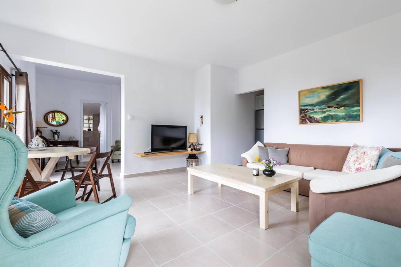 סטפילוס Oikia Guesthouse מראה חיצוני תמונה